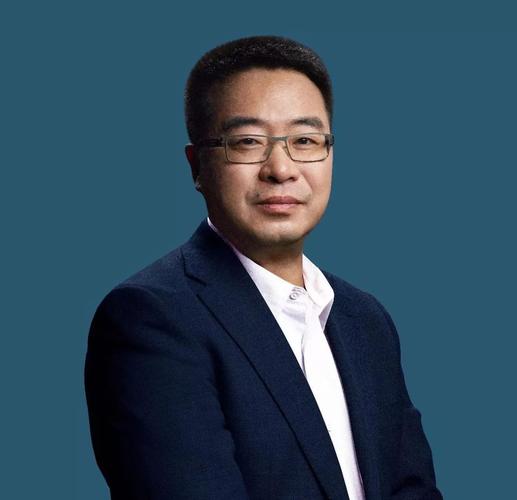 企业管理十二条令 从决策到共识的高效法则